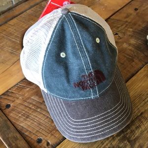 NWT The North Face Broken In Trucker Hat